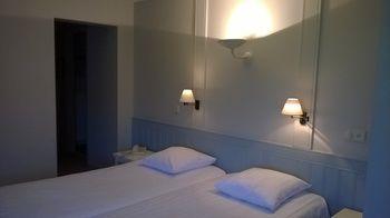 Hotel Lebeau 19 3*