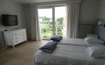 Hotel Lebeau 19
